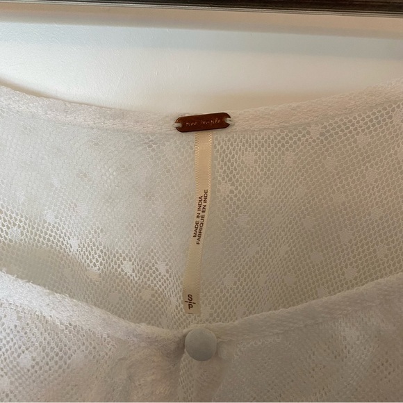 Free People white sheer top - Picture 4 of 5